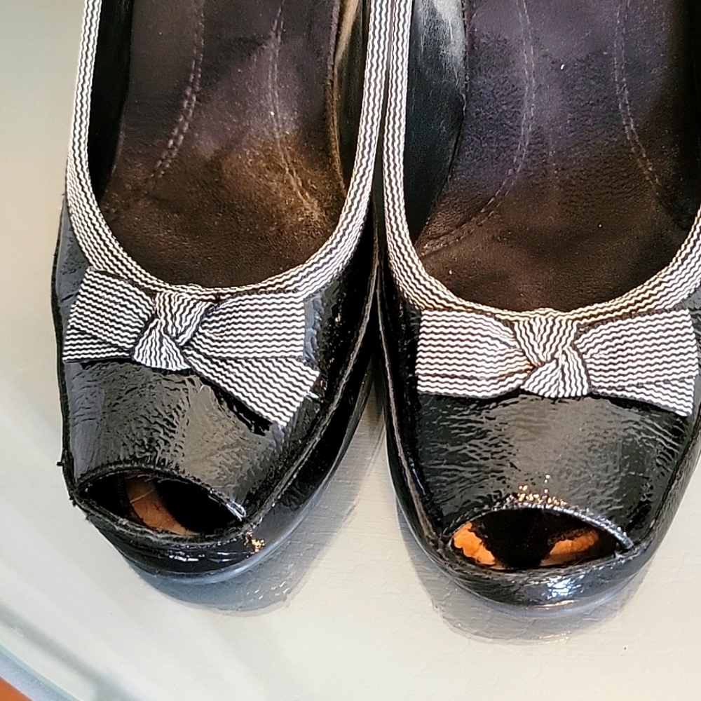 Aerosols Benefit Black Patton Leather Peeptoe - Picture 6 of 7